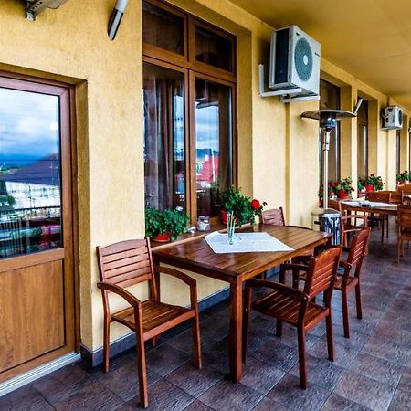 Valea Regilor Reghin Hotel Exterior foto